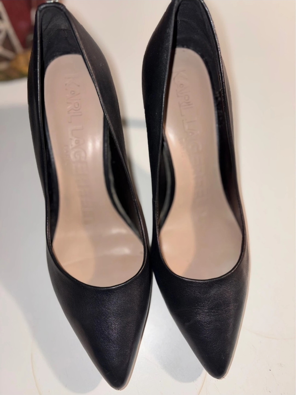 Karl Lagerfeld Black Pointed Toe Leather Pumps Size 9
